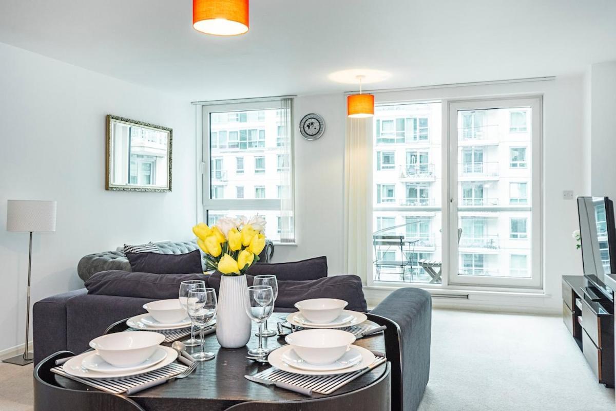 2 Bed * London